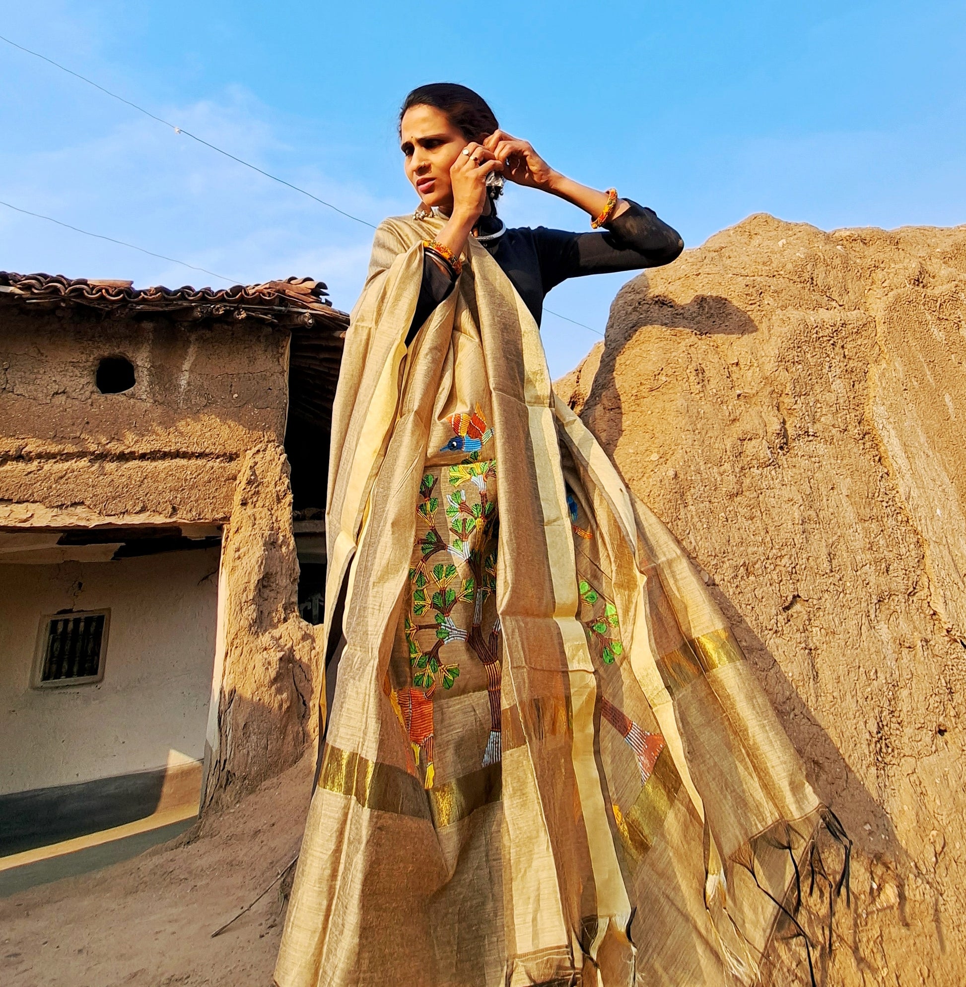 Original gond handpainted dupatta