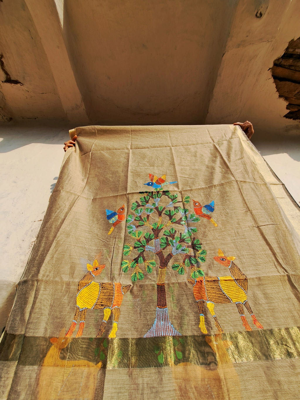 Original gond handpainted dupatta