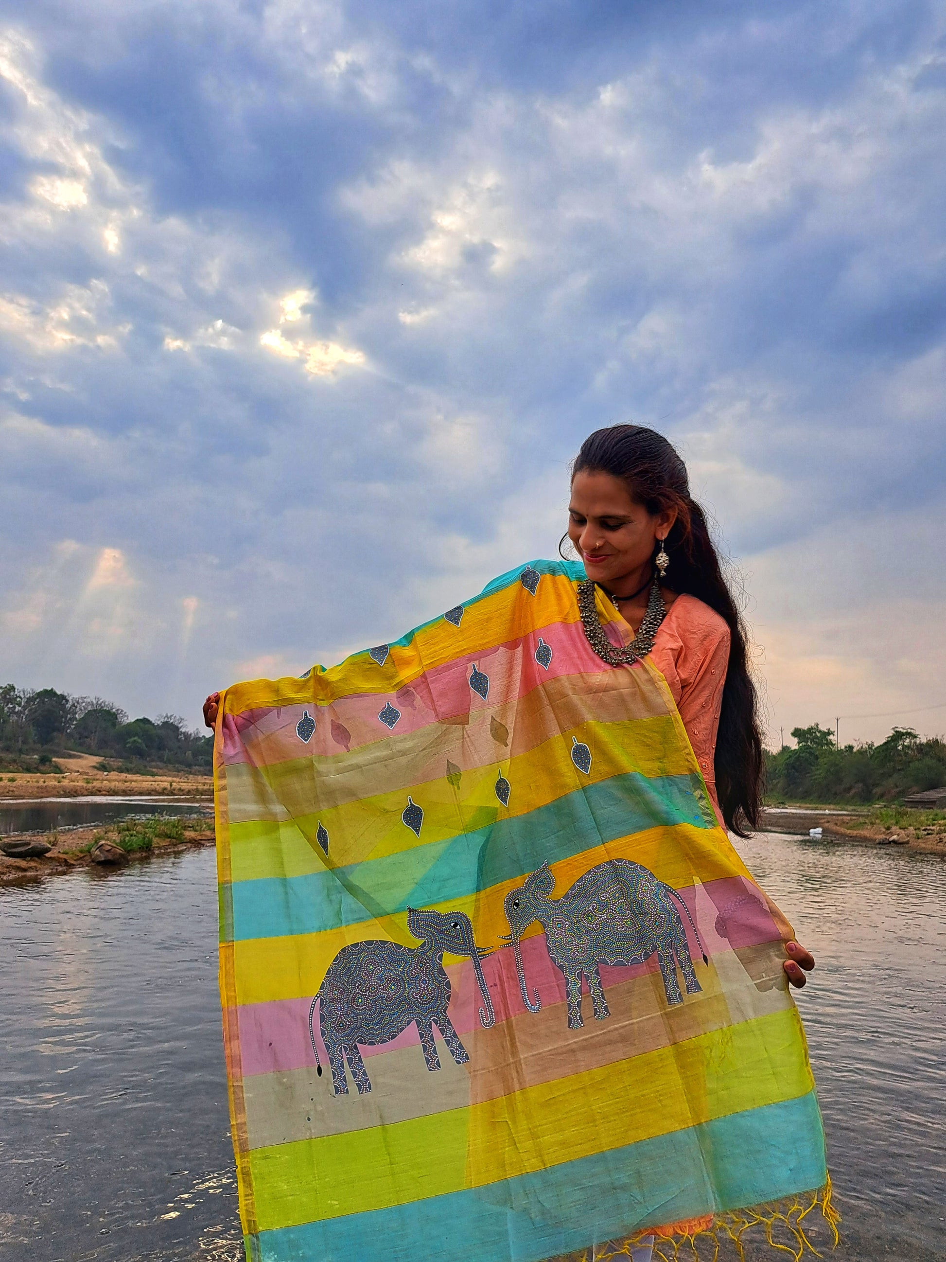 Original Gond Handpainted Handloom Maheshwari Silk Zari Work Dupatta with Tassels