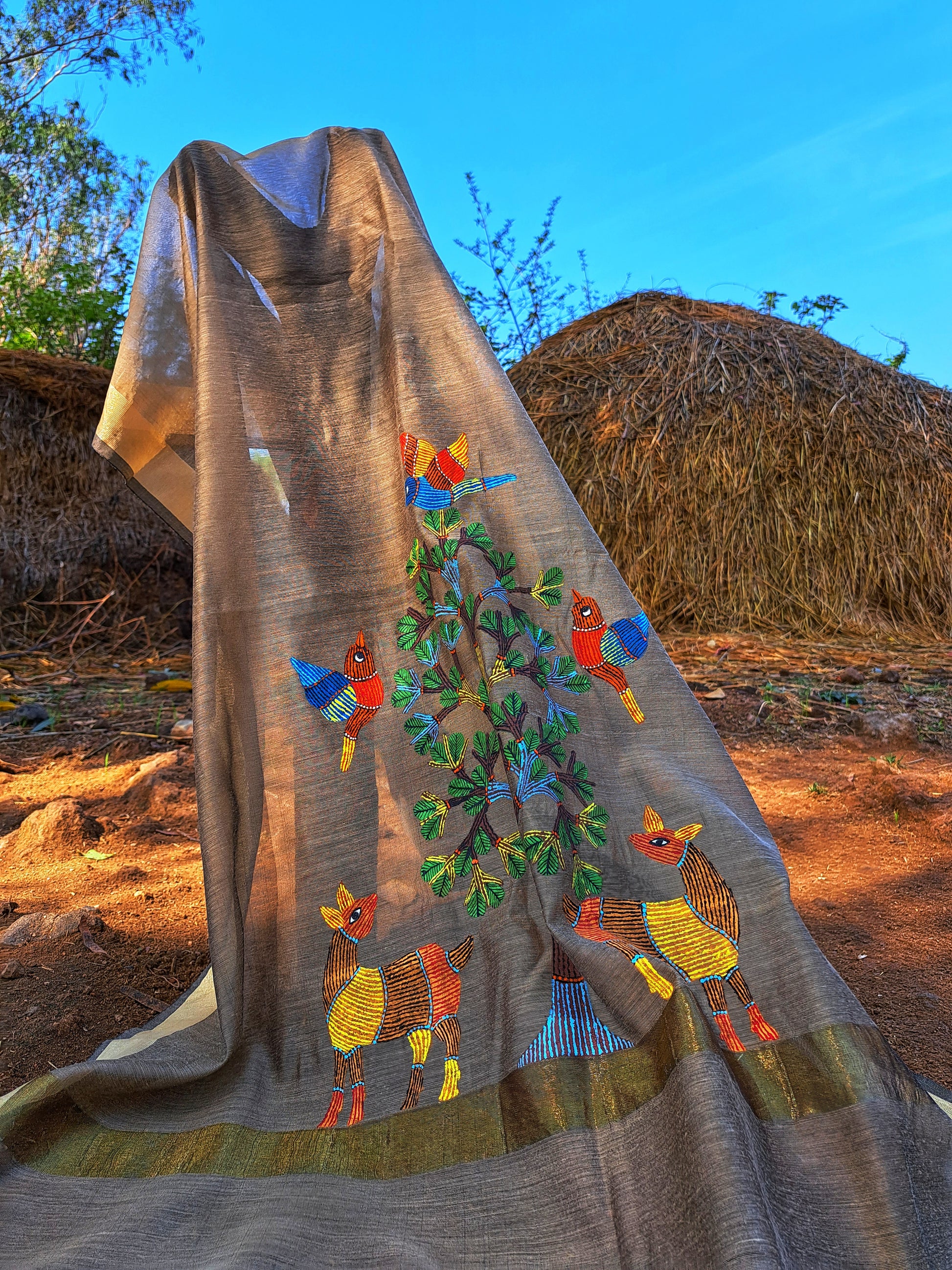 Original gond handpainted dupatta
