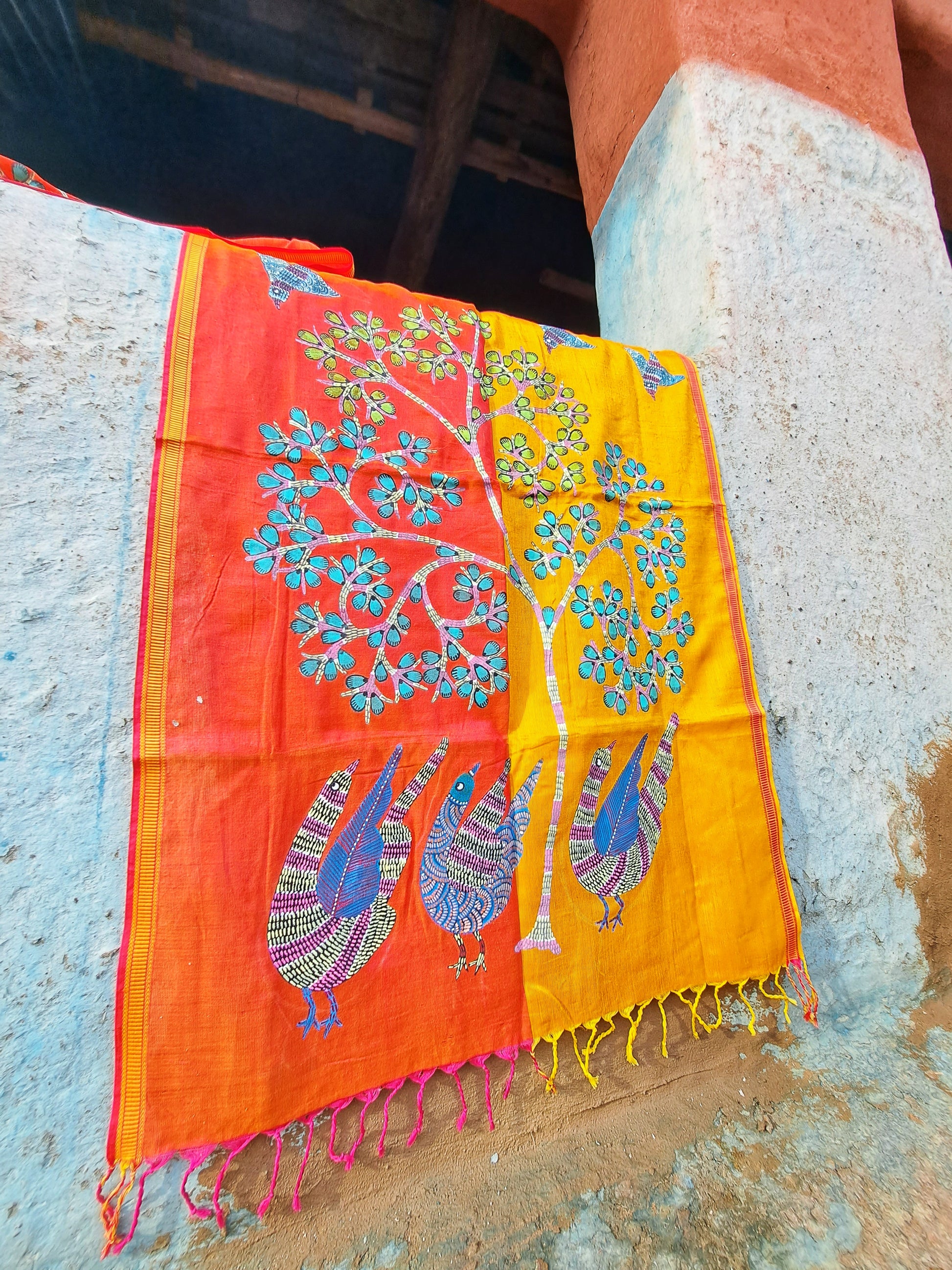 Original Gond Handpainted Handloom Maheshwari Cotton Stole With Tassels