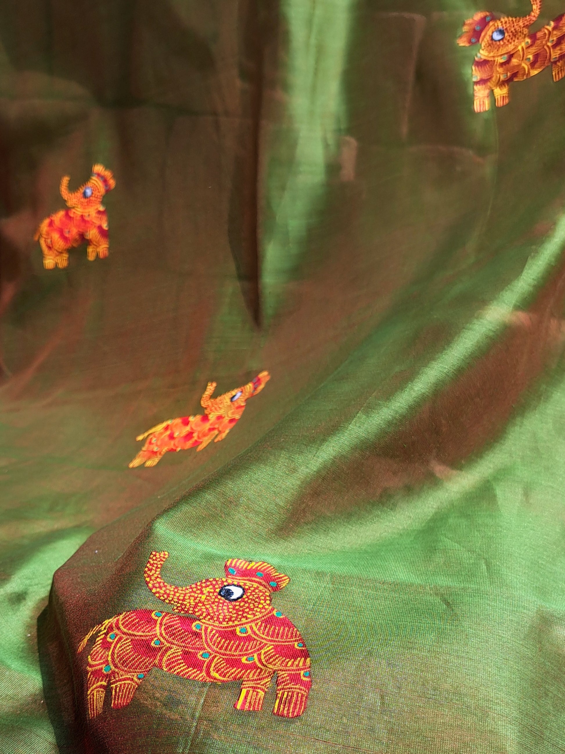 Original Gond Handpainted Handloom Maheshwari Silk Stole With Tassels