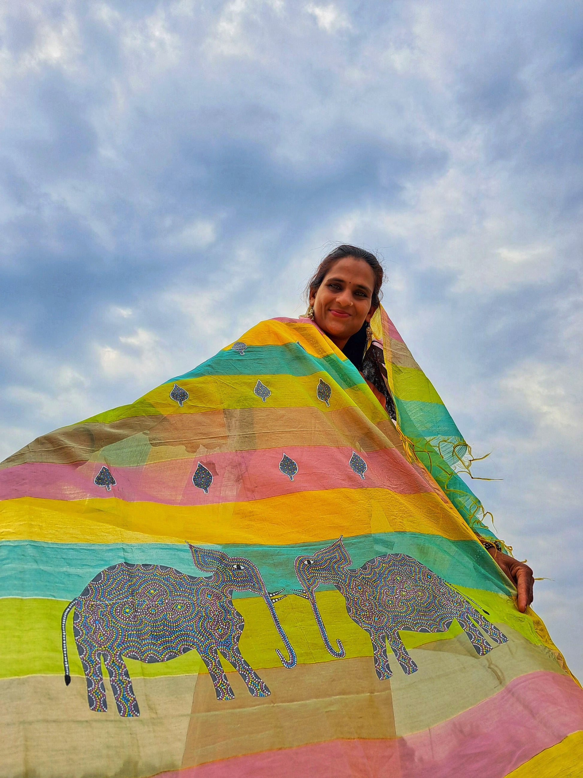 Original Bhil Handpainted Handloom Maheshwari Silk Zari Work Dupatta With Tassels